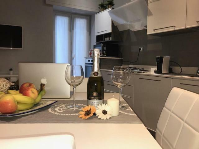 ורבאניה Marina Apartment & Suite מראה חיצוני תמונה
