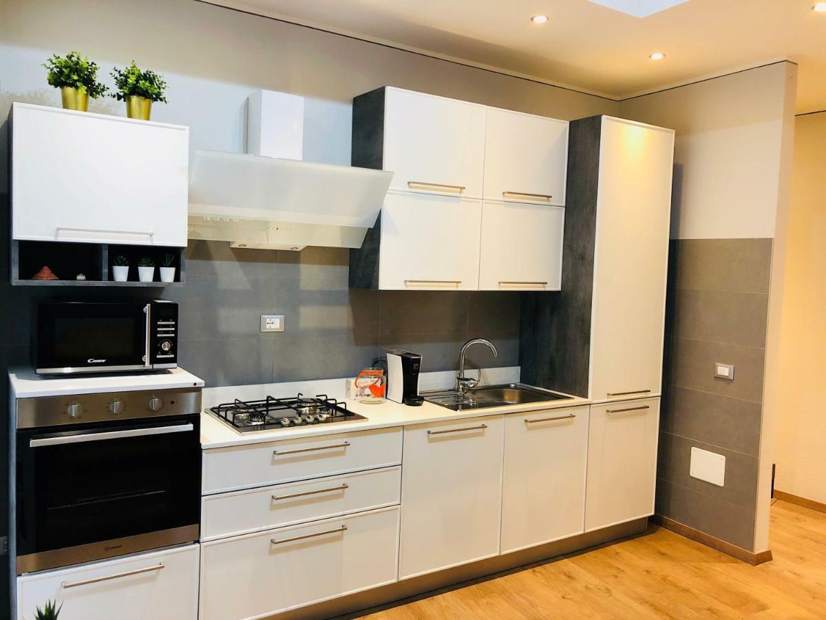 ורבאניה Marina Apartment & Suite מראה חיצוני תמונה